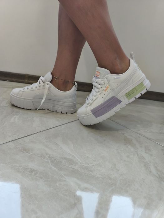 Маратонки Nike...