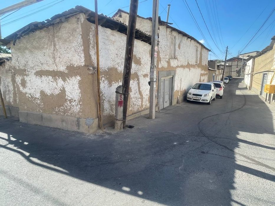 Ховли сотилади (ер хисобида)