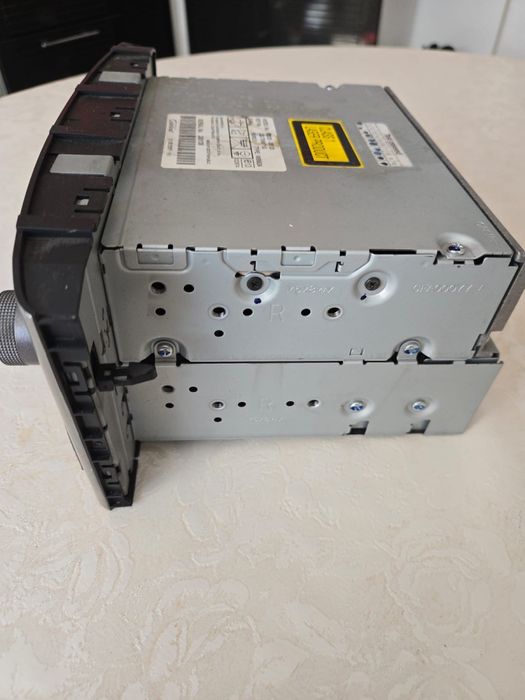 Автомогнитола штатная (оригинал)