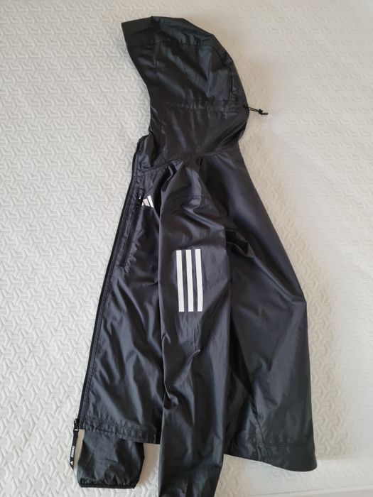 Ветровка Adidas Own the run