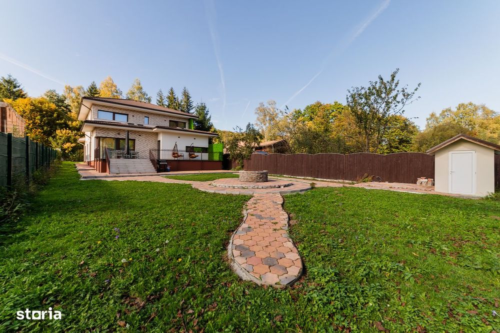 Vila de Lux in stil mediteranean (Tur virtual)