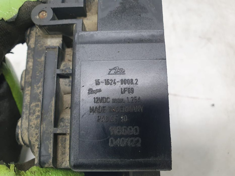 Valva distribuitor suspensie 15152400082 3.0 tdi BUG Audi Q7 4L  [din 2005 pana  2009]