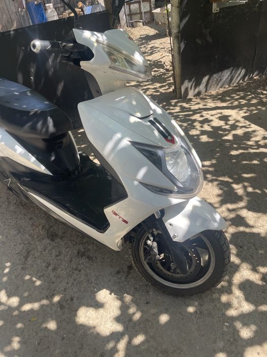 Kuba scuter electric 2000W [fara permis]