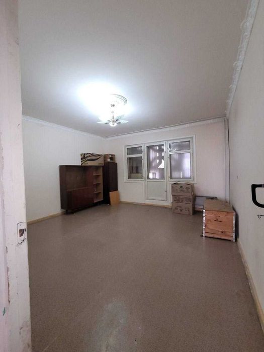 Продается 3-х комнатная квартира. без ремонта. Юнус-абад-14.