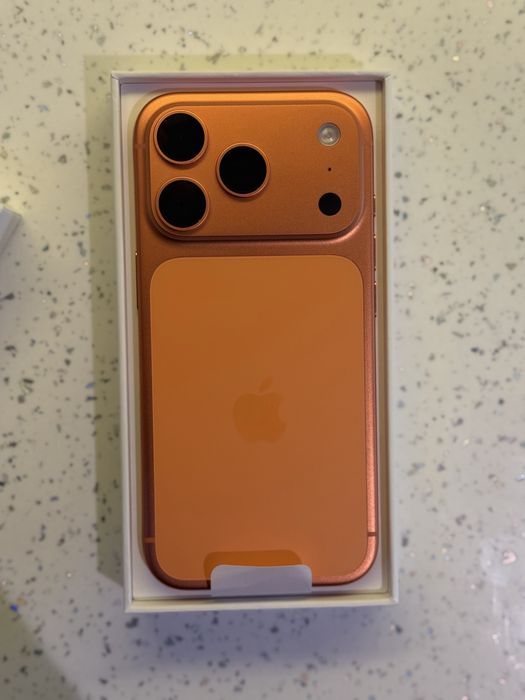 Iphone 17 pro 256 gb - ca nou