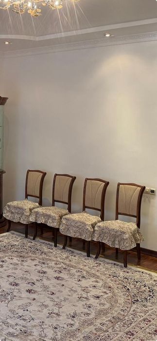 Комплект из 6 деревянных стульев + покрывало в подарок