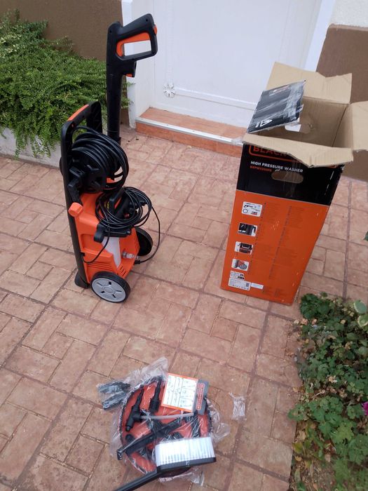 Водоструйка Black and Decker 150 бара