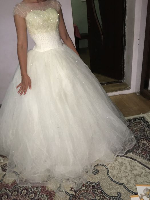 Срочно продам свадебное платье