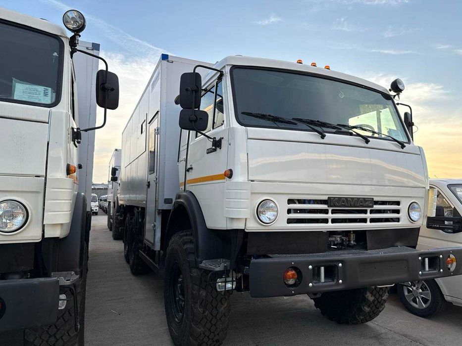 Вахтовый автобус вездеход Камаз 43118 полноприводнйый вахтовка 6х6