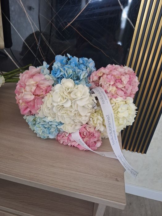 Цветы кустарные розы