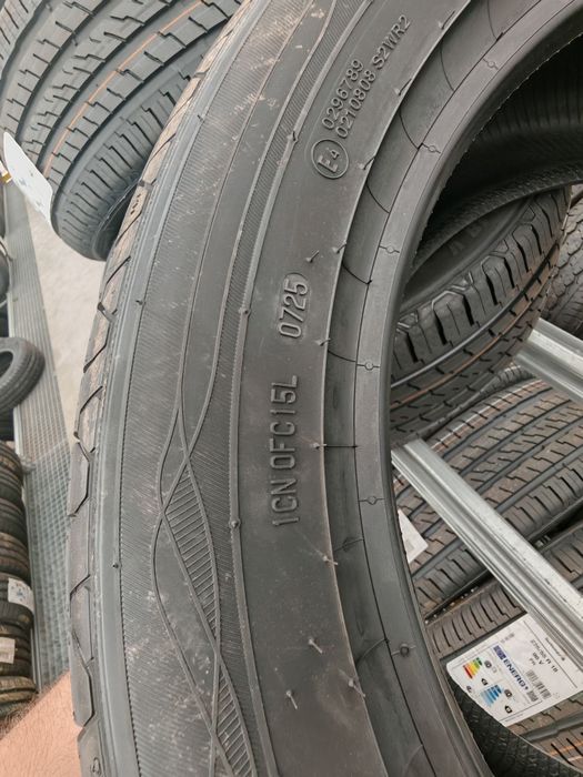 Vand anvelope de vara 235 /55x18 marca Points