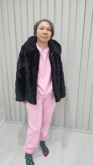Продам норковую шубу