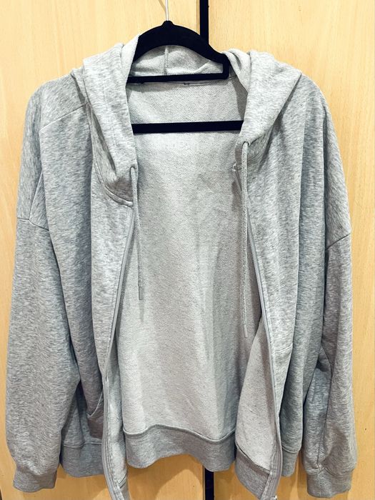 Серая оверсайз кофта (M размер)