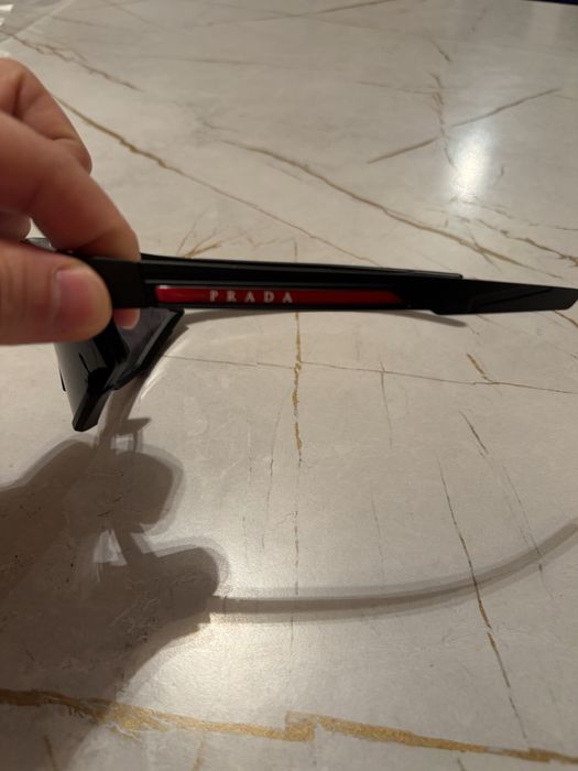 Очки от Prada мужские