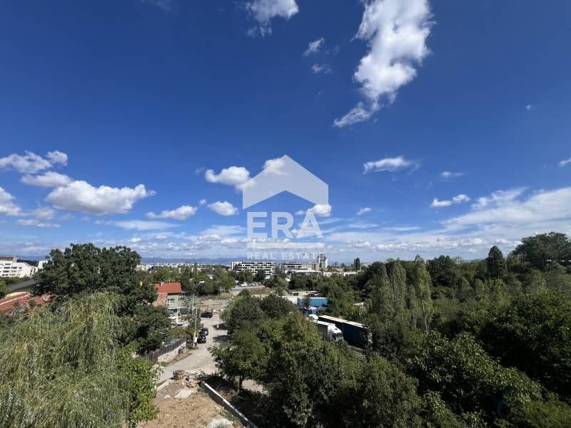 Продава се Четиристаен апартамент в София, Горна баня - 215 кв.м за 1062 €/кв.м - Снимка #1