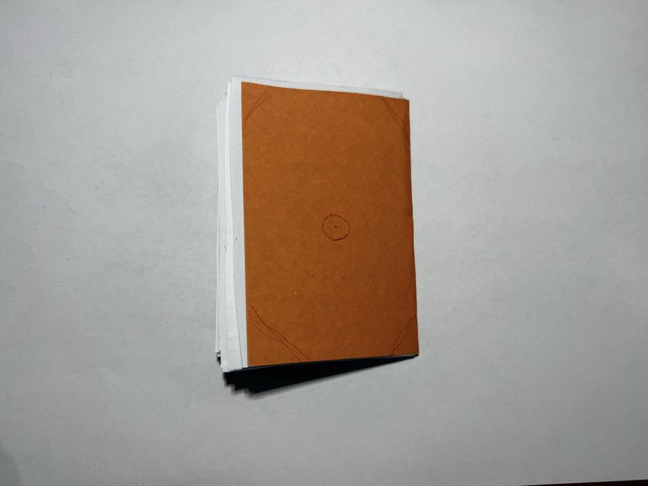 Миниатюрная книга для рисования