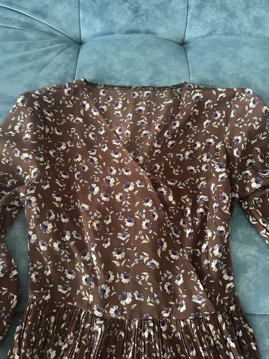 Продаю платья 44р