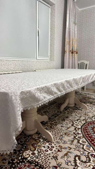 Стол и стулья комплект