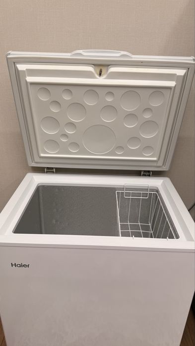Продается морозильник Haier