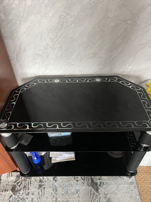 Подставка для телевизора