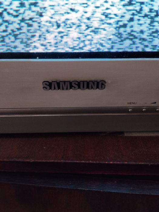 Телевизор Samsung