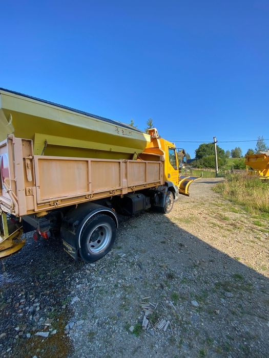 Vând basclă daf lf de 12 t plus alte utilaje.