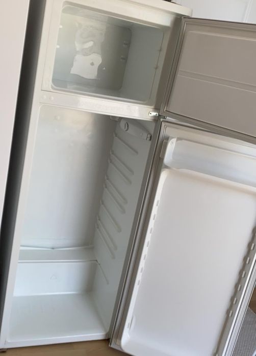 Zanussi ZRT27100WA