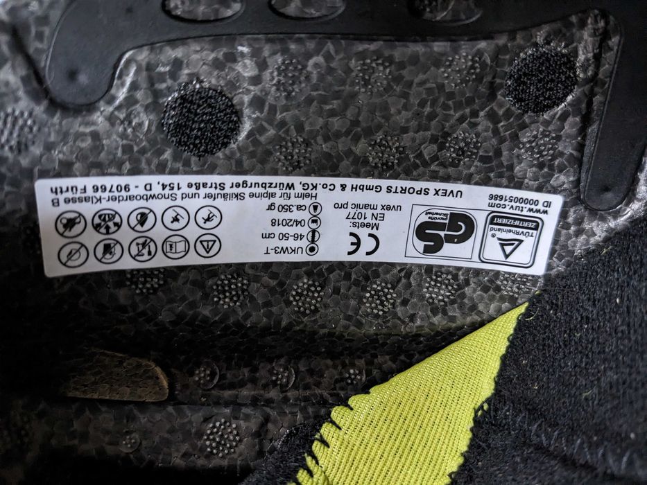 Детска каска ски и сноуборд UVEX 4-5 г.