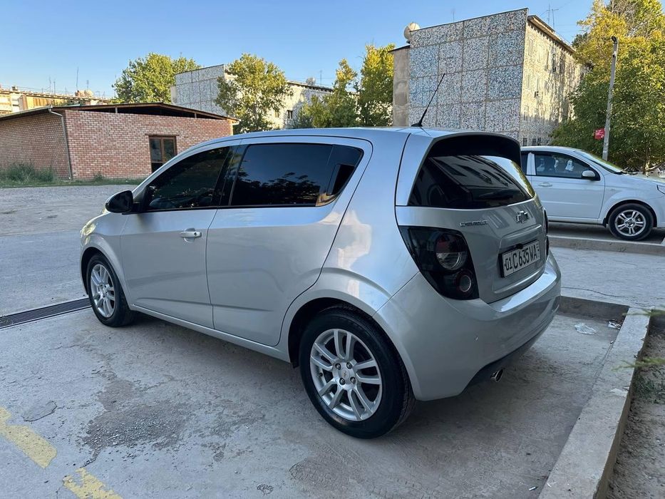 Chevrolet sonic sotiladi