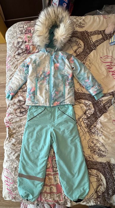 Зимен комплект за ски