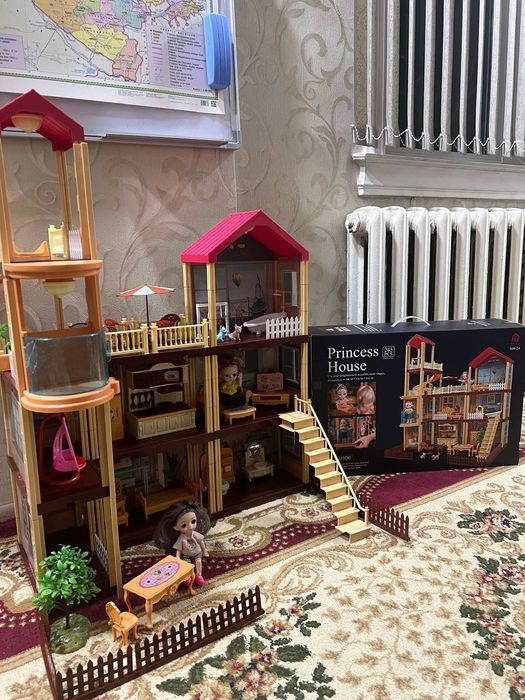 Princess House. Bolalar uchun yegib quradigan uycha