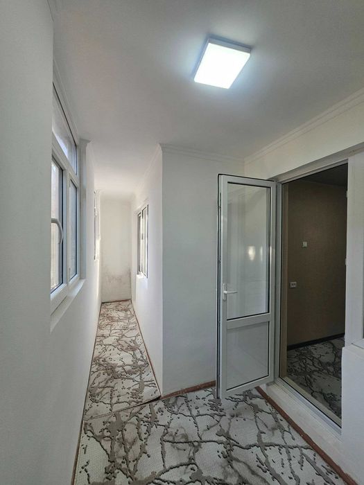 2 хоналик квартира 1-каватдан сотилади.Ор:Русалка 11-поликлиника