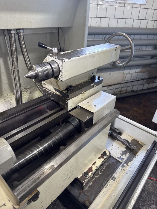 Токарный станок с ЧПУ