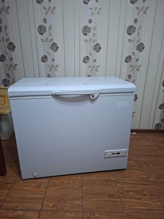 Срочно продам морозильную камеру
