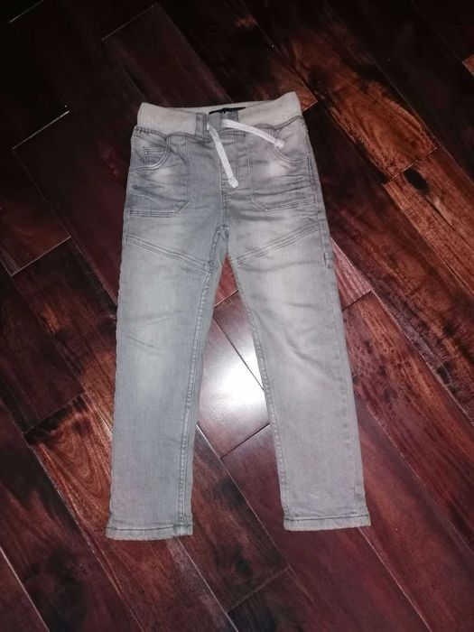 Детски дънки на Next  и още едни дънки на Urban Rascals