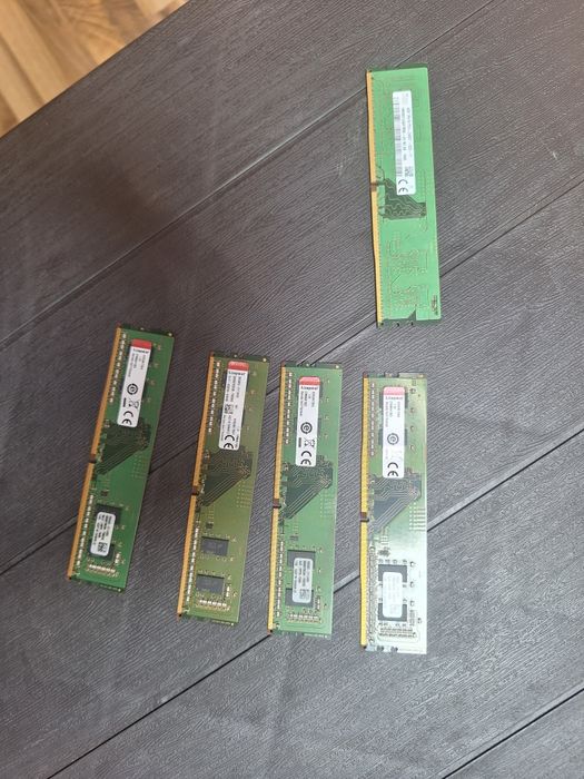 Placute RAM 4gb 2400mhz DDR4