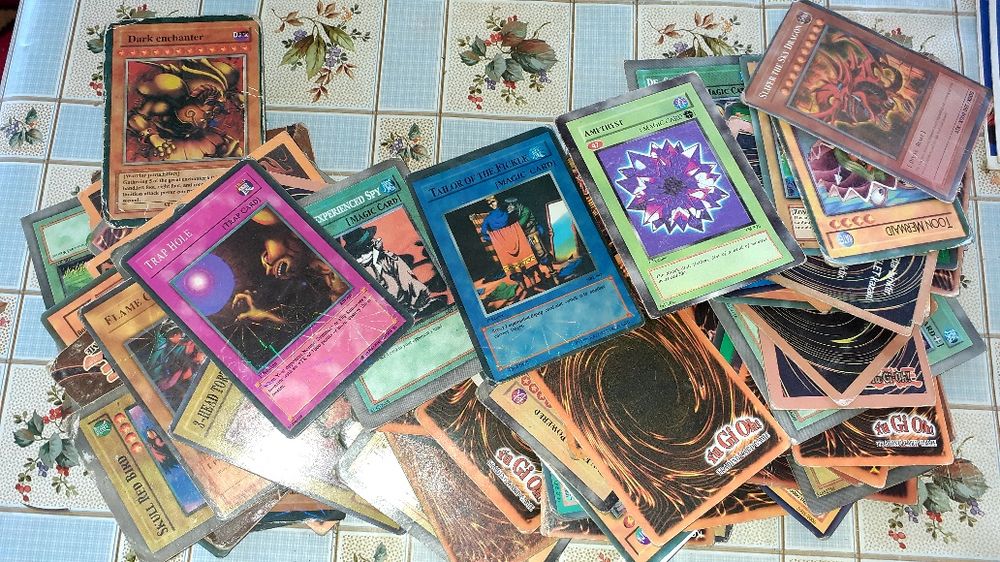 Карти югийо.Налични около 115 карти