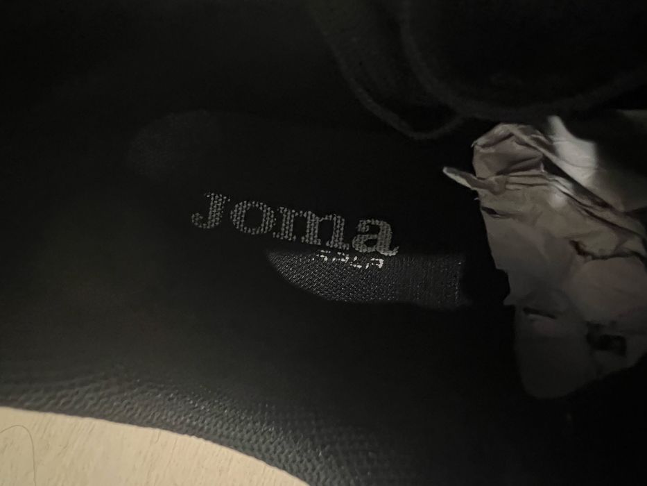 Футзальная обувь от Joma