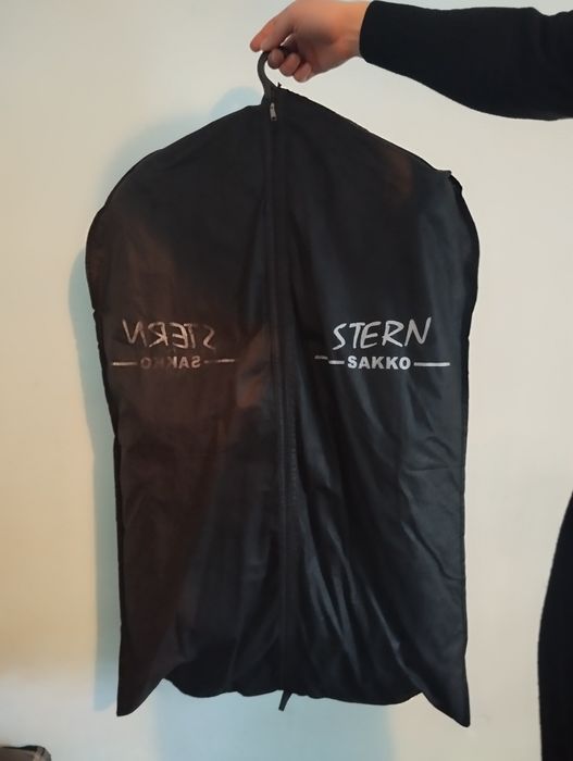 Мужской костюм с брюками