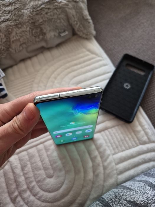Samsung Galaxy S10 plus, 128Gb, incarcator wireless