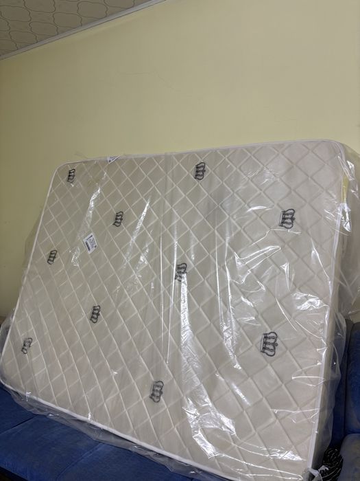 Продается Матрас 200х160