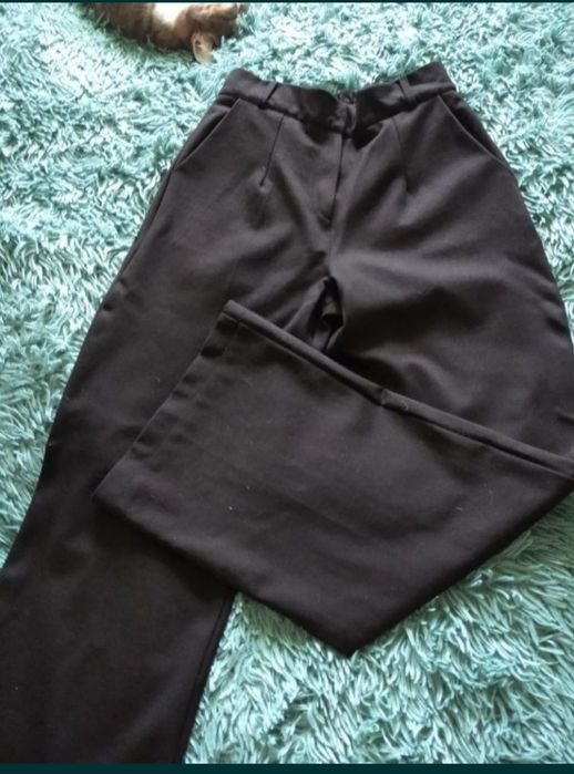Продам брючки женские и муж