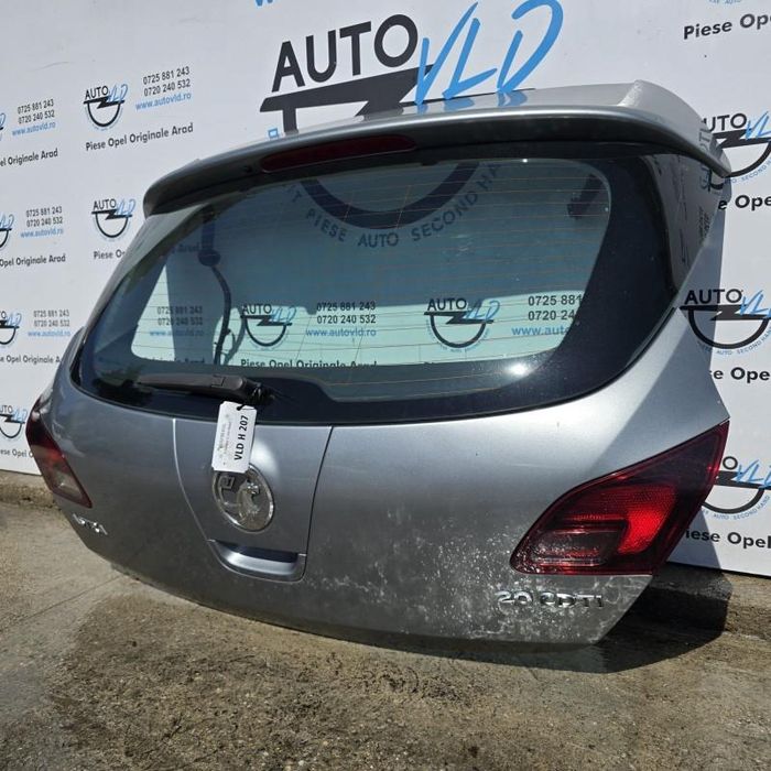 Haion cu luneta Opel Astra J