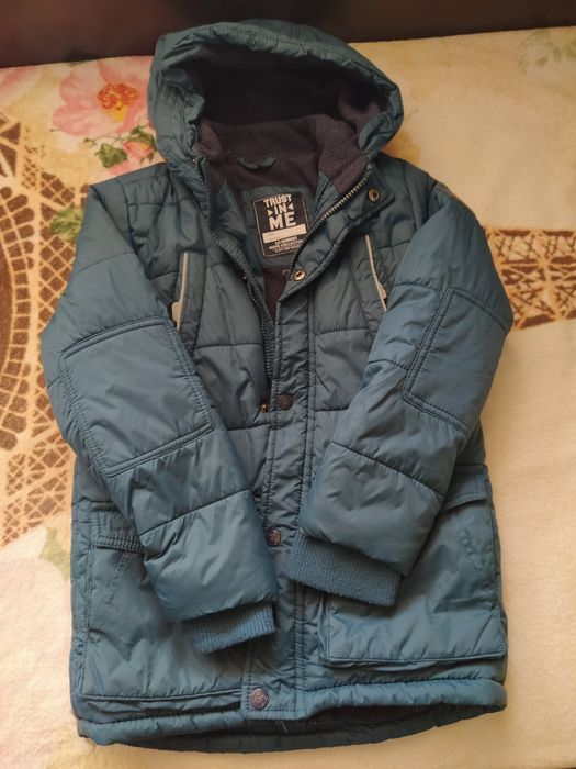 Зимно яке в маслено зелен цвят