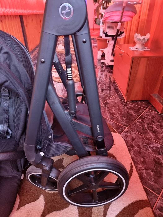 Vând cărucior cybex balios,stare exceptionala