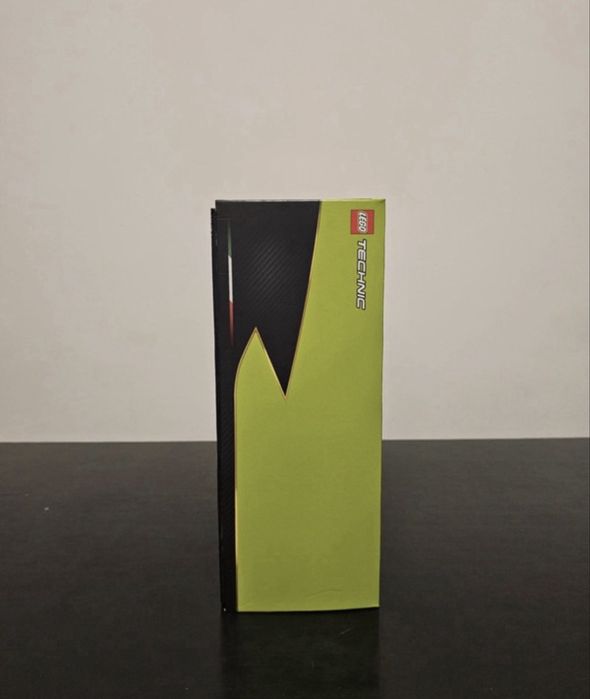 LEGO TECHNIC: Lamborghini Siana