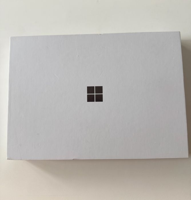 Tableta Microsoft Surface 12 Pro Copilot+ PC 12 inch Qualcomm Snapdragon X Plus 16GB 256GB SSD Windows 11 Home Platinum