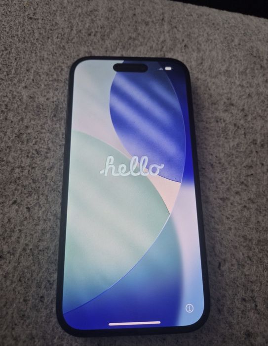 Iphone 15 черен 128 gb с гаранция