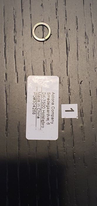 Masa de dining neagra din MDF 105 cm I_Duncan Actona