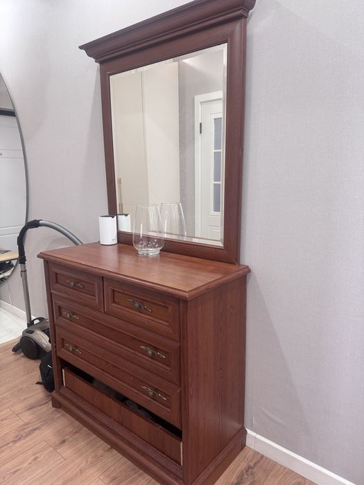 Тумба, комод с зеркалом